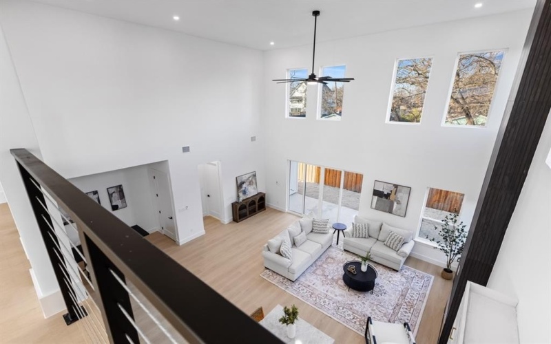 1967 Gallagher Street, Dallas, TX 75212, 5 Bedrooms Bedrooms, ,5 BathroomsBathrooms,Residential,For Sale,1967 Gallagher Street,0,21159691