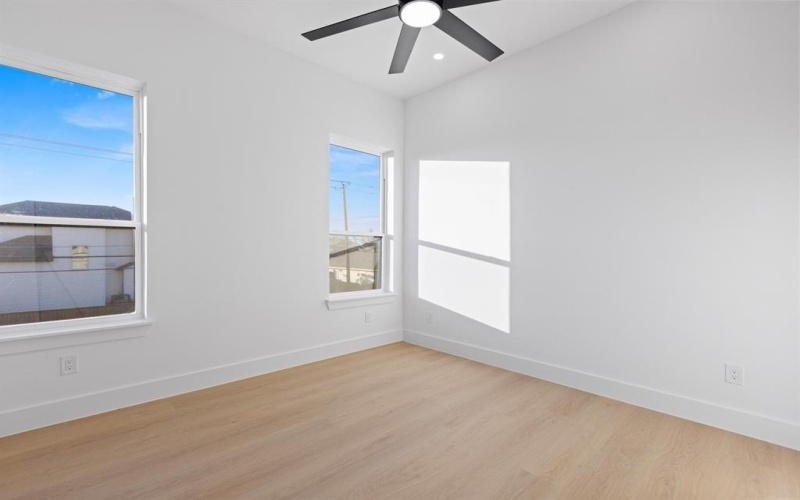 1967 Gallagher Street, Dallas, TX 75212, 5 Bedrooms Bedrooms, ,5 BathroomsBathrooms,Residential,For Sale,1967 Gallagher Street,0,21159691