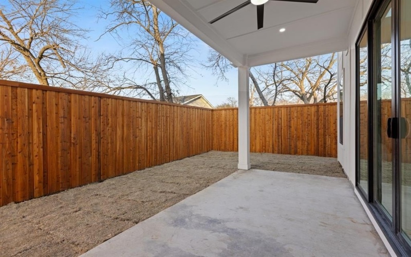 1967 Gallagher Street, Dallas, TX 75212, 5 Bedrooms Bedrooms, ,5 BathroomsBathrooms,Residential,For Sale,1967 Gallagher Street,0,21159691