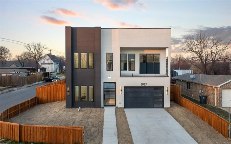 1967 Gallagher Street, Dallas, TX 75212, 5 Bedrooms Bedrooms, ,5 BathroomsBathrooms,Residential,For Sale,1967 Gallagher Street,0,21159691