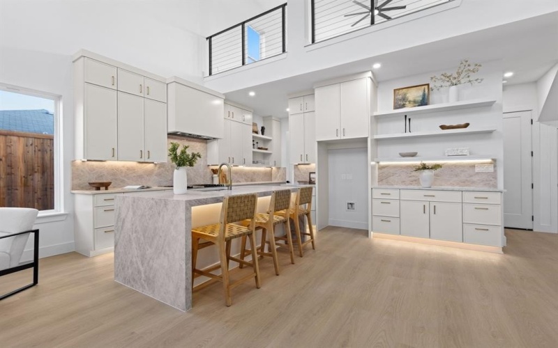 1967 Gallagher Street, Dallas, TX 75212, 5 Bedrooms Bedrooms, ,5 BathroomsBathrooms,Residential,For Sale,1967 Gallagher Street,0,21159691