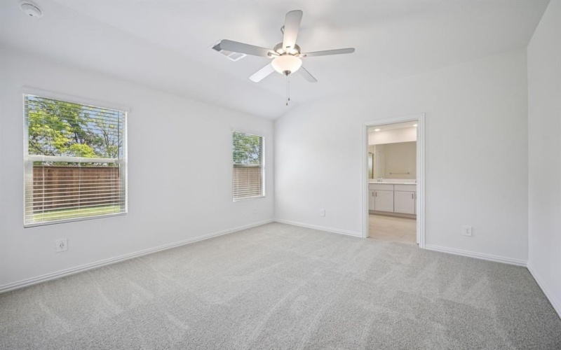 6624 Creek Edge Circle, Fort Worth, TX 76036, 3 Habitaciones Habitaciones , ,2 BañosBaños,Residential,En Venta,6624 Creek Edge Circle,0,21159795