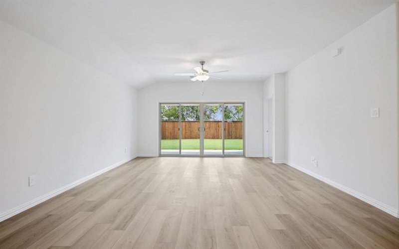 6624 Creek Edge Circle, Fort Worth, TX 76036, 3 Habitaciones Habitaciones , ,2 BañosBaños,Residential,En Venta,6624 Creek Edge Circle,0,21159795