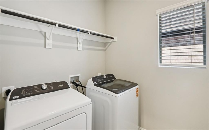 6620 Creek Edge Circle, Fort Worth, TX 76036, 4 Habitaciones Habitaciones , ,3 BañosBaños,Residential,En Venta,6620 Creek Edge Circle,0,21159798