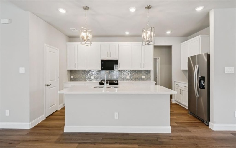 6620 Creek Edge Circle, Fort Worth, TX 76036, 4 Habitaciones Habitaciones , ,3 BañosBaños,Residential,En Venta,6620 Creek Edge Circle,0,21159798