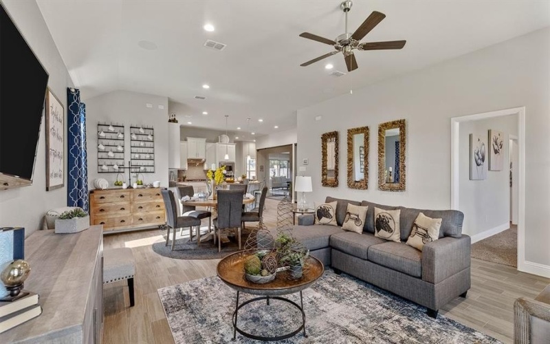 2500 GOLDFINCH Drive, Denton, TX 76205, 4 Habitaciones Habitaciones , ,2 BañosBaños,Residential,En Venta,2500 GOLDFINCH Drive,0,21160025