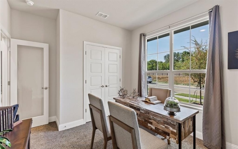 2500 GOLDFINCH Drive, Denton, TX 76205, 4 Habitaciones Habitaciones , ,2 BañosBaños,Residential,En Venta,2500 GOLDFINCH Drive,0,21160025