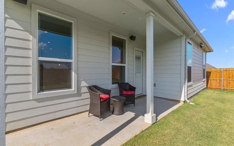 2500 GOLDFINCH Drive, Denton, TX 76205, 4 Habitaciones Habitaciones , ,2 BañosBaños,Residential,En Venta,2500 GOLDFINCH Drive,0,21160025