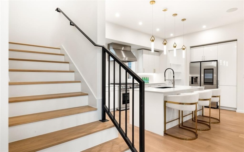 825 Nomas Street, Dallas, TX 75212, 4 Bedrooms Bedrooms, ,3 BathroomsBathrooms,Residential,For Sale,825 Nomas Street,0,21160893