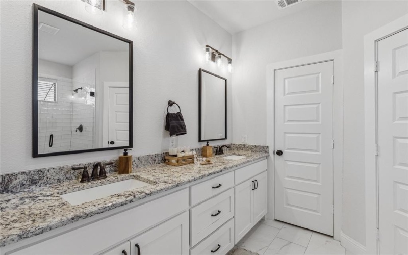 4201-4209 Avion Drive, Sanger, TX 76266, 15 Bedrooms Bedrooms, ,10 BathroomsBathrooms,Residential,For Sale,4201-4209 Avion Drive,20509021