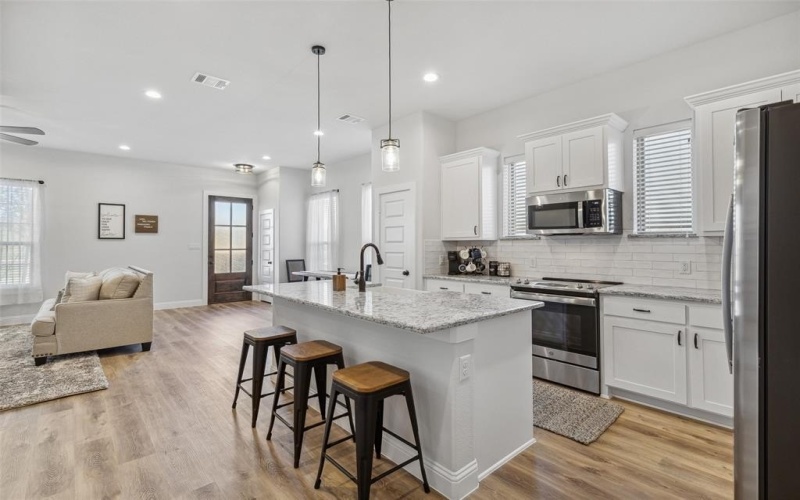 4201-4209 Avion Drive, Sanger, TX 76266, 15 Bedrooms Bedrooms, ,10 BathroomsBathrooms,Residential,For Sale,4201-4209 Avion Drive,20509021