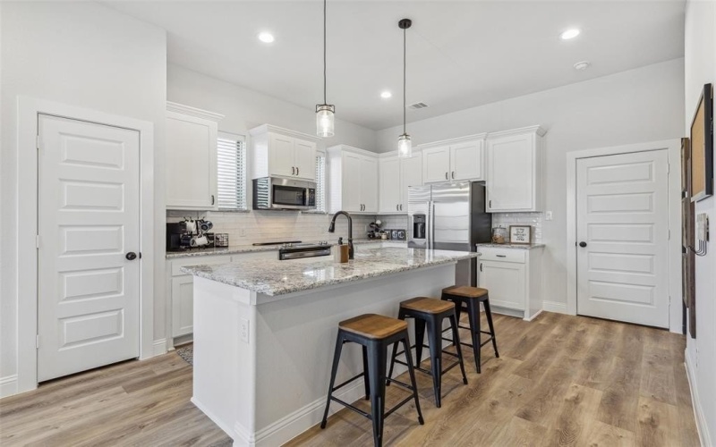 4201-4209 Avion Drive, Sanger, TX 76266, 15 Bedrooms Bedrooms, ,10 BathroomsBathrooms,Residential,For Sale,4201-4209 Avion Drive,20509021