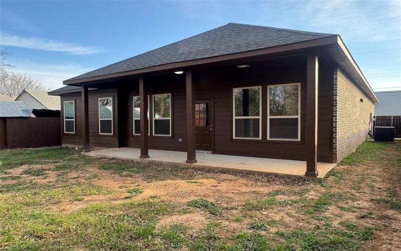 504 Paradise Street, Fort Worth, TX 76111, 3 Bedrooms Bedrooms, ,2 BathroomsBathrooms,Residential,For Sale,504 Paradise Street,0,21161059