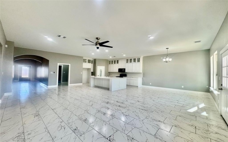 504 Paradise Street, Fort Worth, TX 76111, 3 Bedrooms Bedrooms, ,2 BathroomsBathrooms,Residential,For Sale,504 Paradise Street,0,21161059