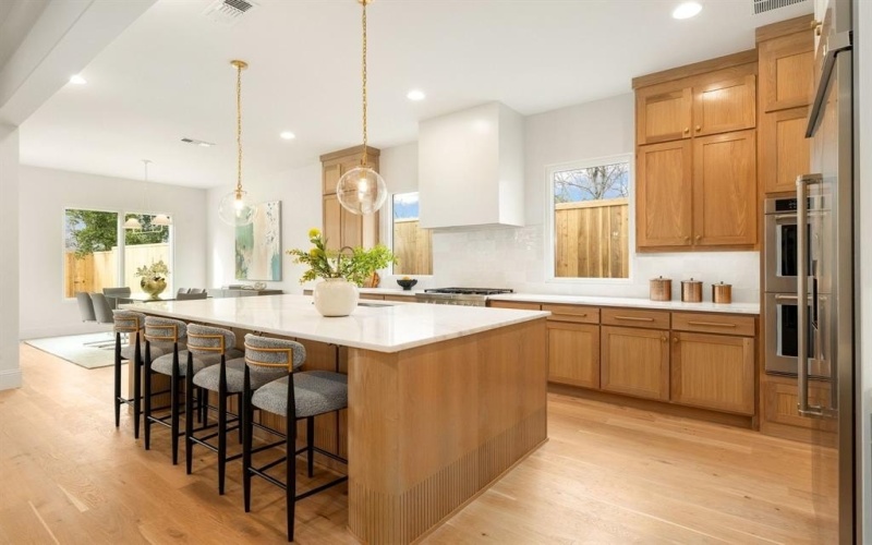 6723 Kenwell Street, Dallas, TX 75209, 4 Bedrooms Bedrooms, ,5 BathroomsBathrooms,Residential,For Sale,6723 Kenwell Street,0,21161207