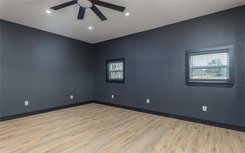 2015 Dobbs Valley Road, Mineral Wells, TX 76067, 3 Bedrooms Bedrooms, ,2 BathroomsBathrooms,Residential,For Sale,2015 Dobbs Valley Road,0,21161248