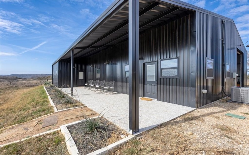 2015 Dobbs Valley Road, Mineral Wells, TX 76067, 3 Bedrooms Bedrooms, ,2 BathroomsBathrooms,Residential,For Sale,2015 Dobbs Valley Road,0,21161248