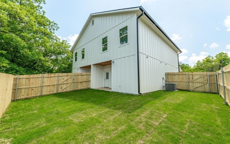 981 N Clinton Street, Stephenville, TX 76401, 3 Bedrooms Bedrooms, ,3 BathroomsBathrooms,Residential Multi Family,For Sale,981 N Clinton Street,0,21161286