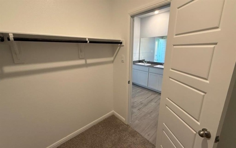 1960 PREAKNESS Drive, Granbury, TX 76049, 5 Habitaciones Habitaciones , ,3 BañosBaños,Residential,En Venta,1960 PREAKNESS Drive,0,21161435