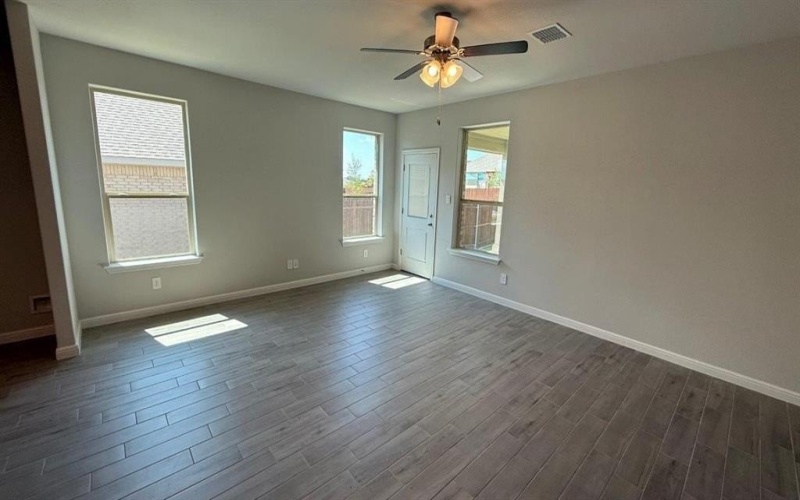 1960 PREAKNESS Drive, Granbury, TX 76049, 5 Habitaciones Habitaciones , ,3 BañosBaños,Residential,En Venta,1960 PREAKNESS Drive,0,21161435