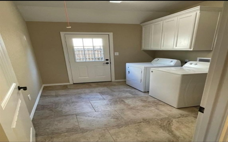 719 Harness Trail, Granbury, TX 76049, 2 Bedrooms Bedrooms, ,2 BathroomsBathrooms,Residential,For Sale,719 Harness Trail,0,21161460