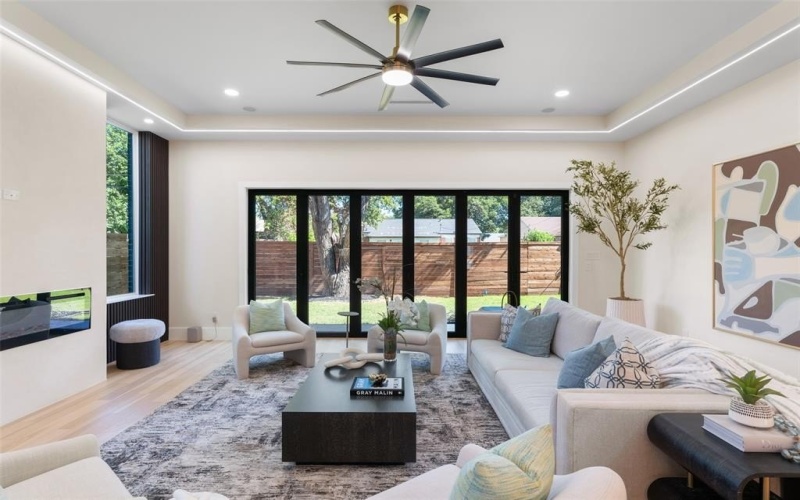 4717 Linnet Lane, Dallas, TX 75209, 5 Bedrooms Bedrooms, ,6 BathroomsBathrooms,Residential,For Sale,4717 Linnet Lane,0,21161729