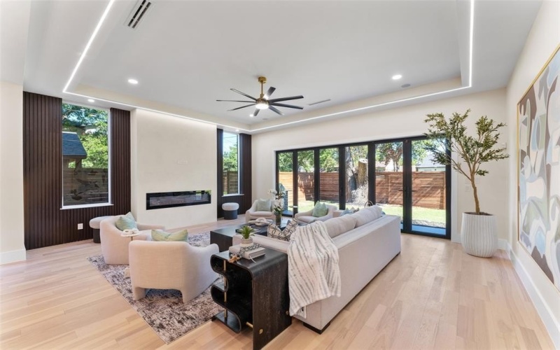 4717 Linnet Lane, Dallas, TX 75209, 5 Bedrooms Bedrooms, ,6 BathroomsBathrooms,Residential,For Sale,4717 Linnet Lane,0,21161729