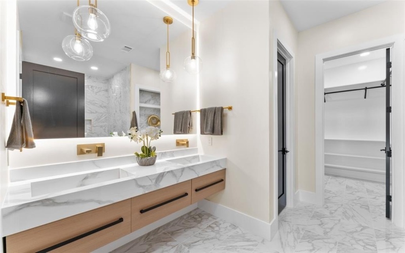 4717 Linnet Lane, Dallas, TX 75209, 5 Bedrooms Bedrooms, ,6 BathroomsBathrooms,Residential,For Sale,4717 Linnet Lane,0,21161729