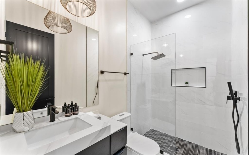 4717 Linnet Lane, Dallas, TX 75209, 5 Bedrooms Bedrooms, ,6 BathroomsBathrooms,Residential,For Sale,4717 Linnet Lane,0,21161729