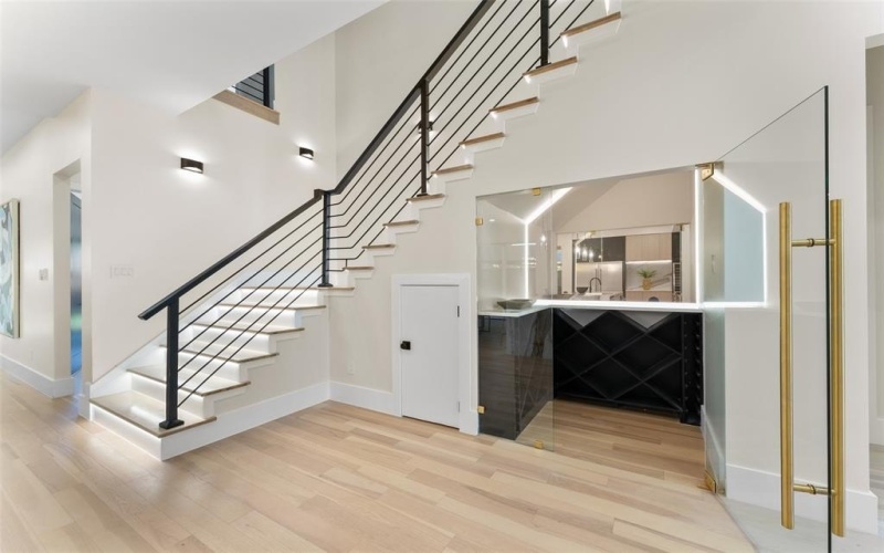 4717 Linnet Lane, Dallas, TX 75209, 5 Bedrooms Bedrooms, ,6 BathroomsBathrooms,Residential,For Sale,4717 Linnet Lane,0,21161729