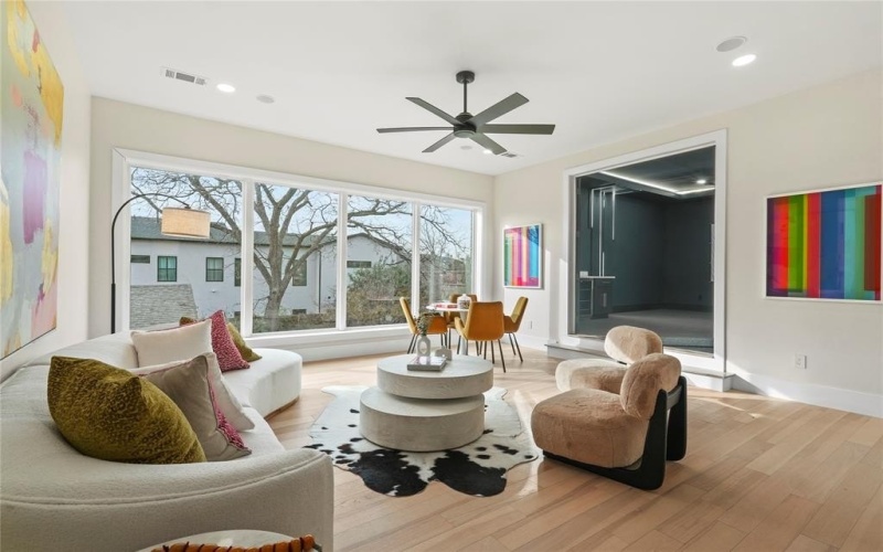 4717 Linnet Lane, Dallas, TX 75209, 5 Bedrooms Bedrooms, ,6 BathroomsBathrooms,Residential,For Sale,4717 Linnet Lane,0,21161729