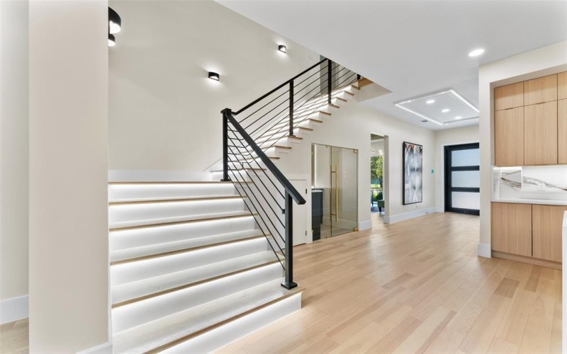 4717 Linnet Lane, Dallas, TX 75209, 5 Bedrooms Bedrooms, ,6 BathroomsBathrooms,Residential,For Sale,4717 Linnet Lane,0,21161729