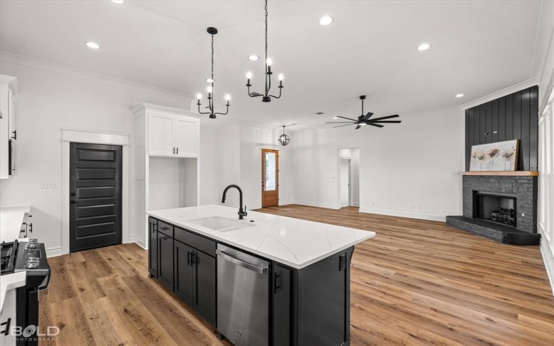 170 Laurel Valley, Stonewall, LA 71078, 4 Bedrooms Bedrooms, ,3 BathroomsBathrooms,Residential,For Sale,170 Laurel Valley,0,21161803