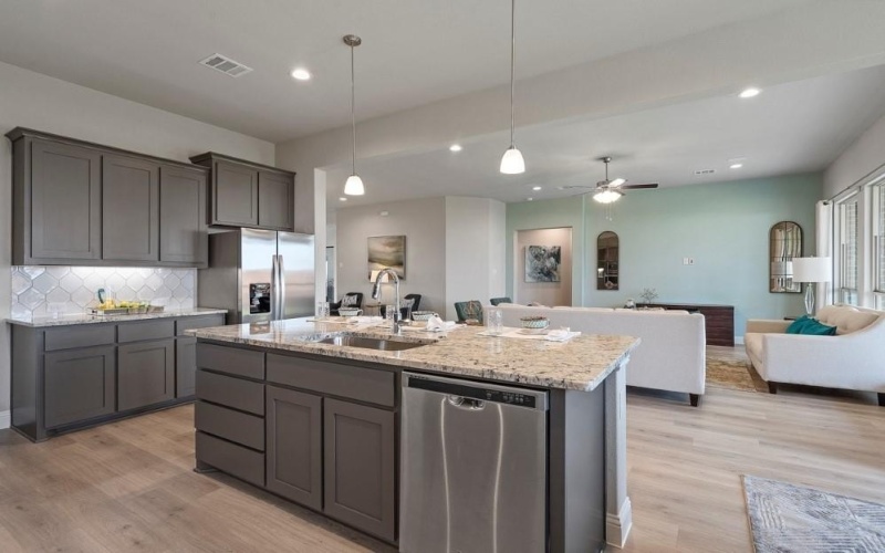 810 BOLIVAR Street, Midlothian, TX 76065, 5 Bedrooms Bedrooms, ,3 BathroomsBathrooms,Residential,For Sale,810 BOLIVAR Street,20349635