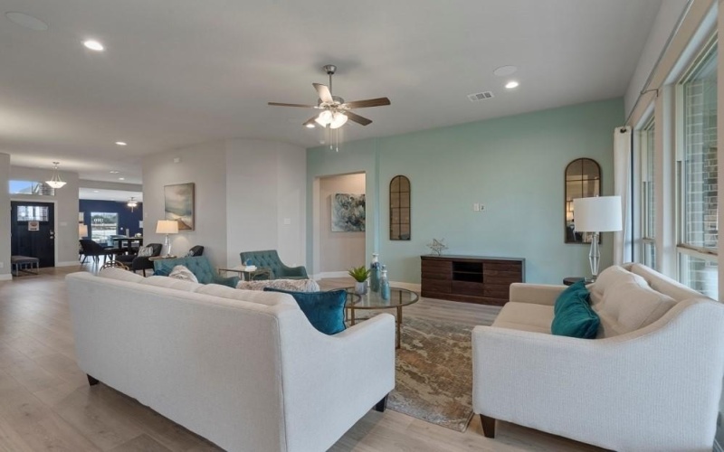 810 BOLIVAR Street, Midlothian, TX 76065, 5 Bedrooms Bedrooms, ,3 BathroomsBathrooms,Residential,For Sale,810 BOLIVAR Street,20349635