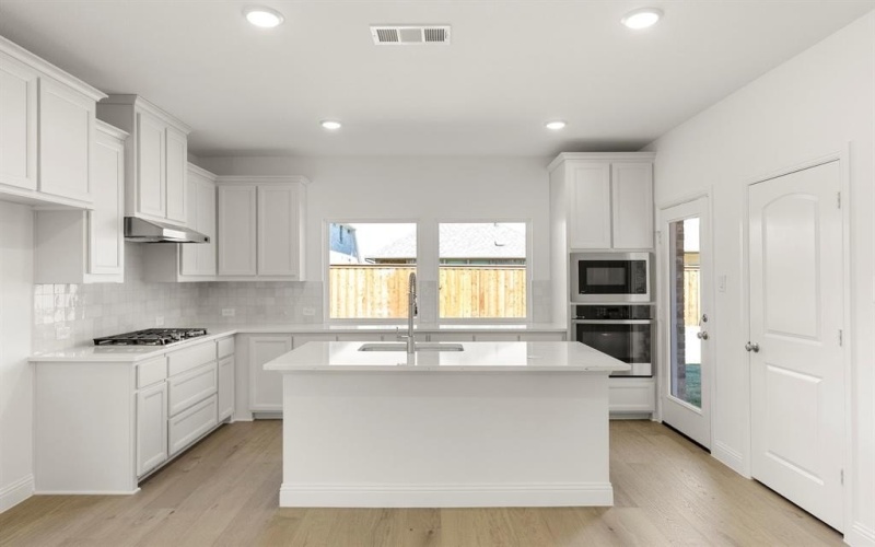 908 Apeldoorn Trail, Little Elm, TX 75068, 3 Bedrooms Bedrooms, ,2 BathroomsBathrooms,Residential,For Sale,908 Apeldoorn Trail,0,21161822