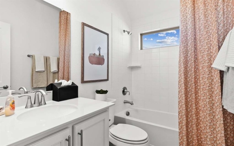 1439 Canadian Lane, Van Alstyne, TX 75495, 4 Bedrooms Bedrooms, ,3 BathroomsBathrooms,Residential,For Sale,1439 Canadian Lane,0,21162081