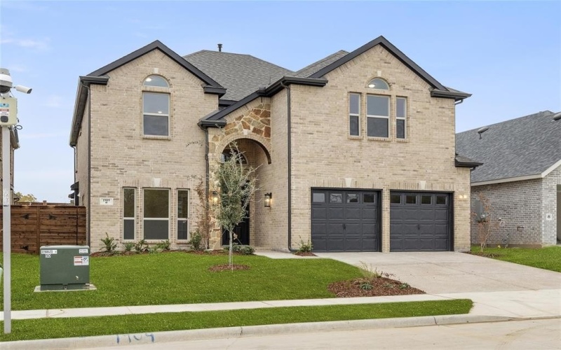 1909 Fall Creek Cove, Mesquite, TX 75181, 4 Bedrooms Bedrooms, ,3 BathroomsBathrooms,Residential,For Sale,1909 Fall Creek Cove,20371871