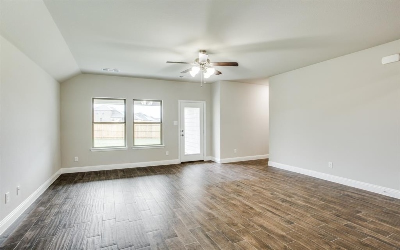 725 Fencerow Trail, Weston, TX 75009, 3 Bedrooms Bedrooms, ,2 BathroomsBathrooms,Residential,For Sale,725 Fencerow Trail,0,21162236