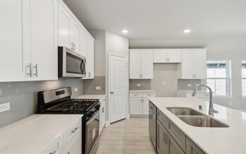 536 Chianti Drive, Weston, TX 75009, 3 Bedrooms Bedrooms, ,2 BathroomsBathrooms,Residential,For Sale,536 Chianti Drive,0,21162276