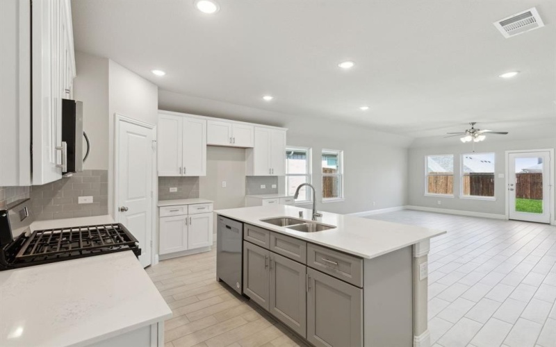 536 Chianti Drive, Weston, TX 75009, 3 Bedrooms Bedrooms, ,2 BathroomsBathrooms,Residential,For Sale,536 Chianti Drive,0,21162276