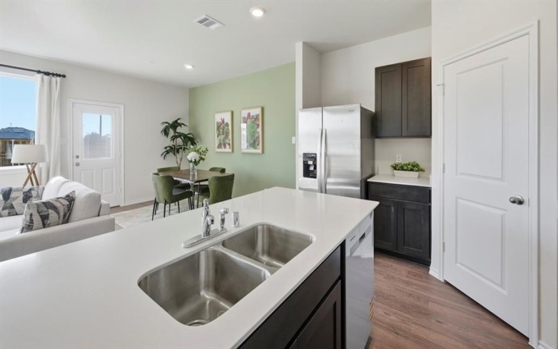 203 Arbor Drive, Princeton, TX 75407, 4 Habitaciones Habitaciones , ,2 BañosBaños,Residential,En Venta,203 Arbor Drive,0,21162287