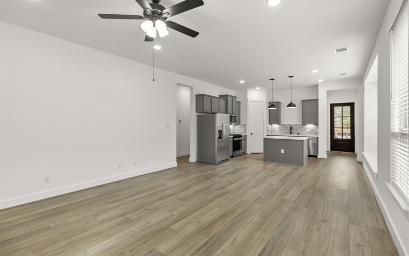 1734 Coachman Drive, Forney, TX 75126, 3 Bedrooms Bedrooms, ,2 BathroomsBathrooms,Residential,For Sale,1734 Coachman Drive,0,21162322