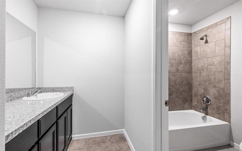 837 MOUNT VISTA Lane, Fort Worth, TX 76131, 5 Bedrooms Bedrooms, ,2 BathroomsBathrooms,Residential,For Sale,837 MOUNT VISTA Lane,20384391