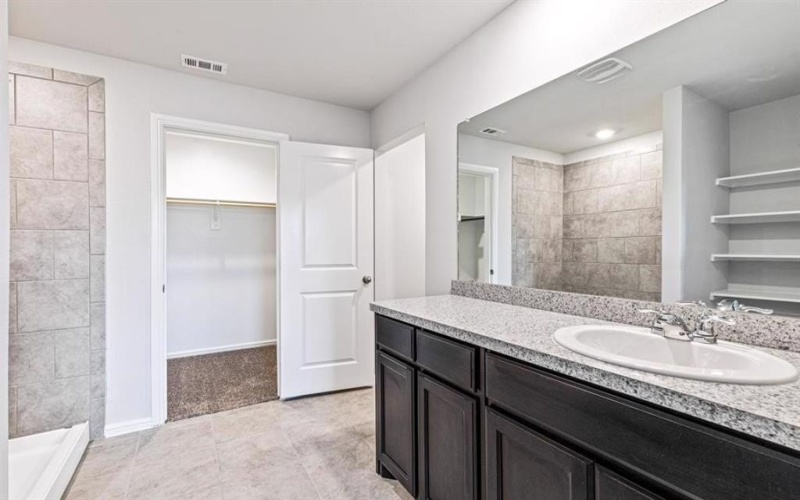 837 MOUNT VISTA Lane, Fort Worth, TX 76131, 5 Bedrooms Bedrooms, ,2 BathroomsBathrooms,Residential,For Sale,837 MOUNT VISTA Lane,20384391