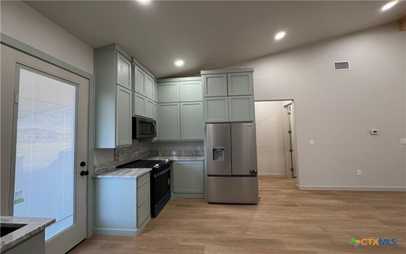 318 Warehouse Road, Victoria, TX 77905, 3 Bedrooms Bedrooms, ,2 BathroomsBathrooms,Residential,For Sale,318 Warehouse Road,0,602506