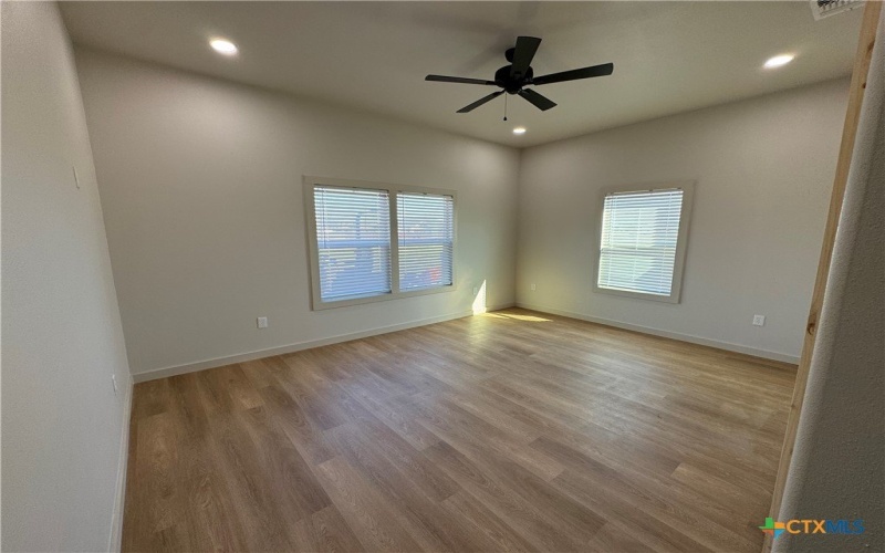 318 Warehouse Road, Victoria, TX 77905, 3 Bedrooms Bedrooms, ,2 BathroomsBathrooms,Residential,For Sale,318 Warehouse Road,0,602506