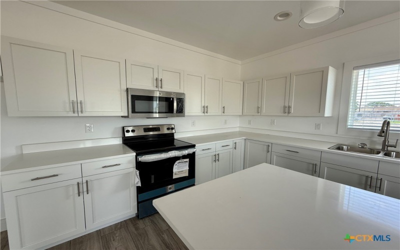 203 Villa Street, Cuero, TX 77954, 4 Bedrooms Bedrooms, ,2 BathroomsBathrooms,Residential,For Sale,203 Villa Street,0,602703