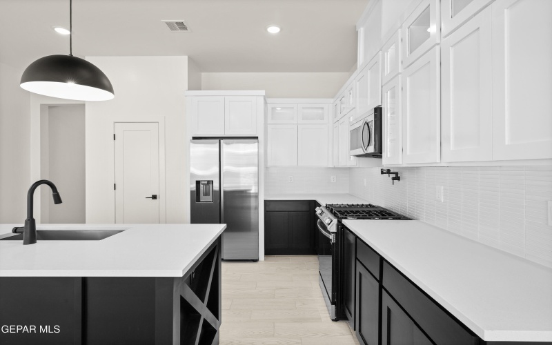 1817 Schyler Love Lane, El Paso, TX 79928, 4 Bedrooms Bedrooms, ,2 BathroomsBathrooms,Residential,For Sale,1817 Schyler Love Lane,0,937129