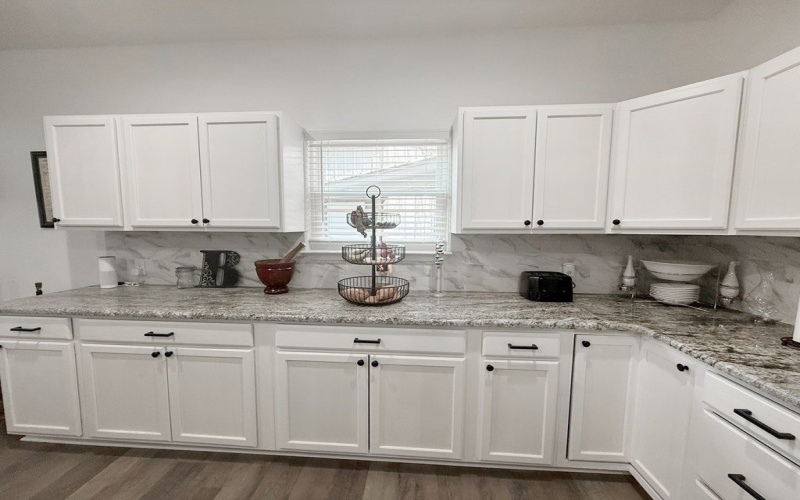 140 Deodar Drive, Brookeland, TX 75931, 3 Bedrooms Bedrooms, ,2 BathroomsBathrooms,Residential,For Sale,140 Deodar Drive,0,5107789